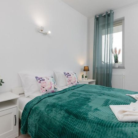 Morska Apartment Dziwnowek By Noclegi Renters Bagian luar foto
