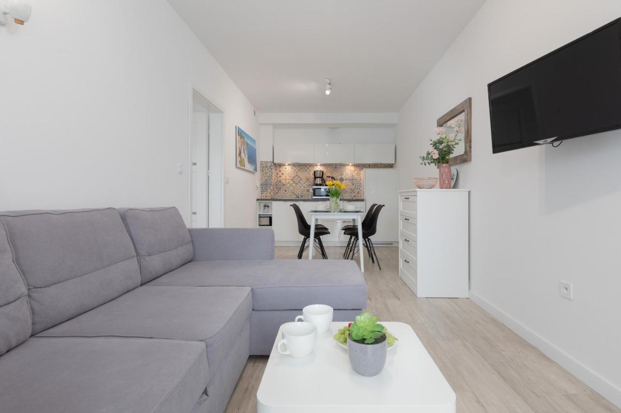 Morska Apartment Dziwnowek By Noclegi Renters Bagian luar foto